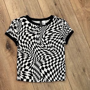 H&M small tee. NWOT